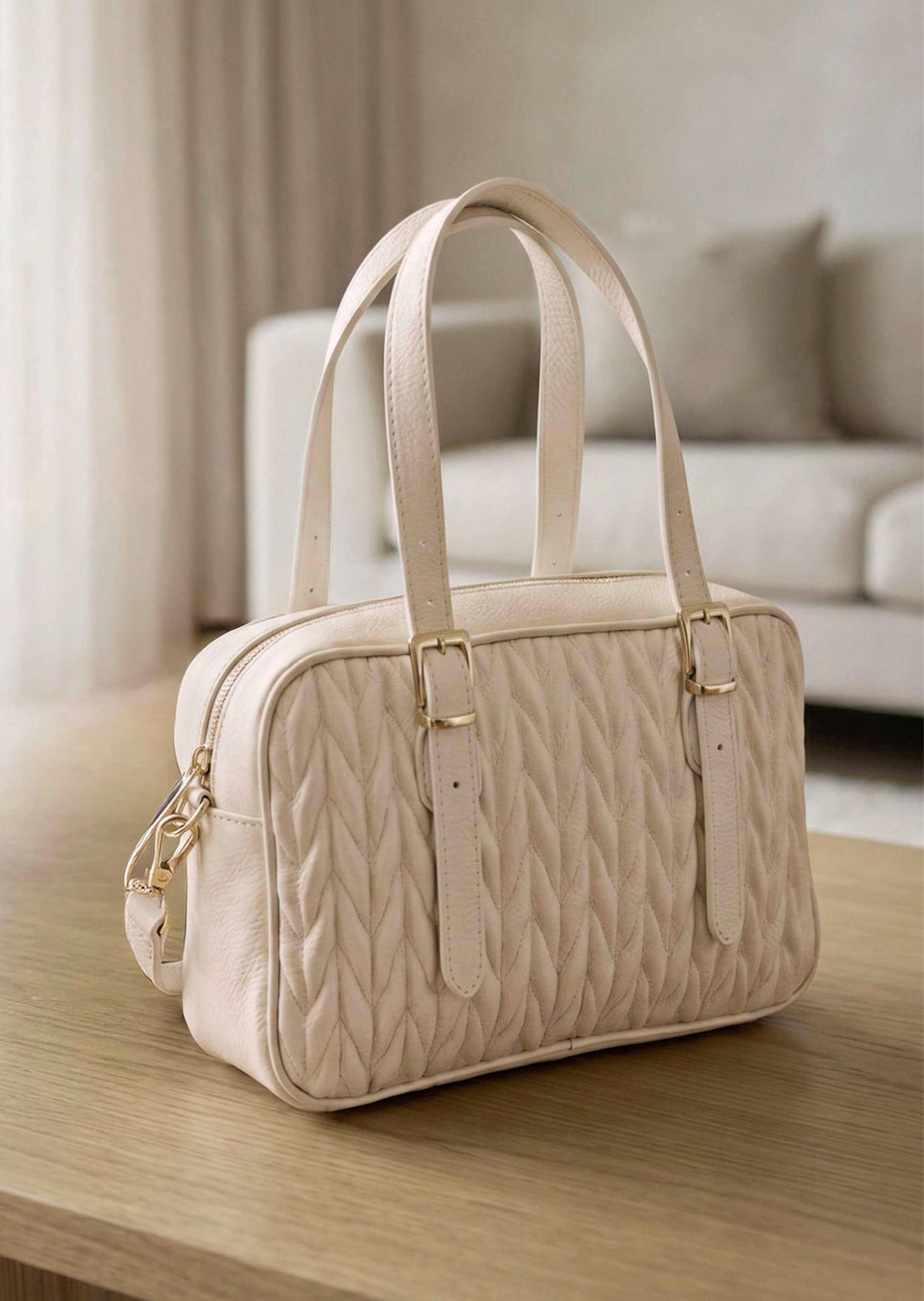 Handtasche in Strickoptik