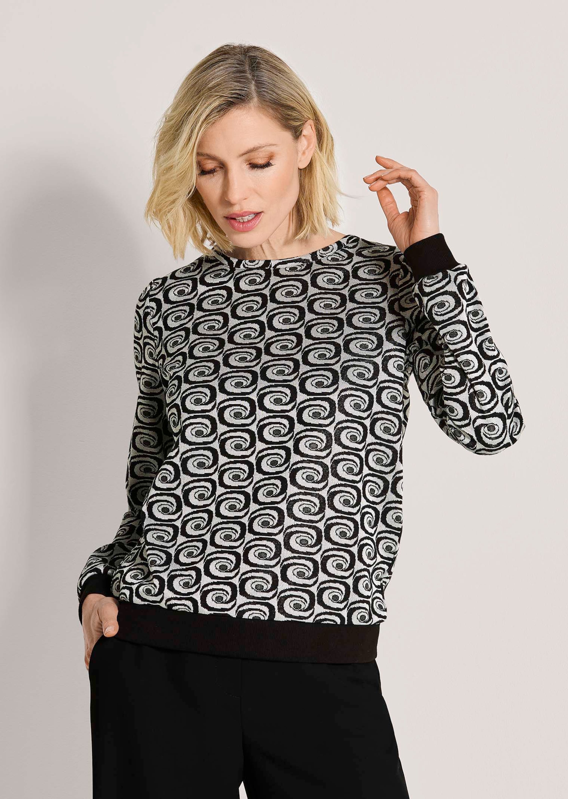 Sweatshirt mit Retro-Muster