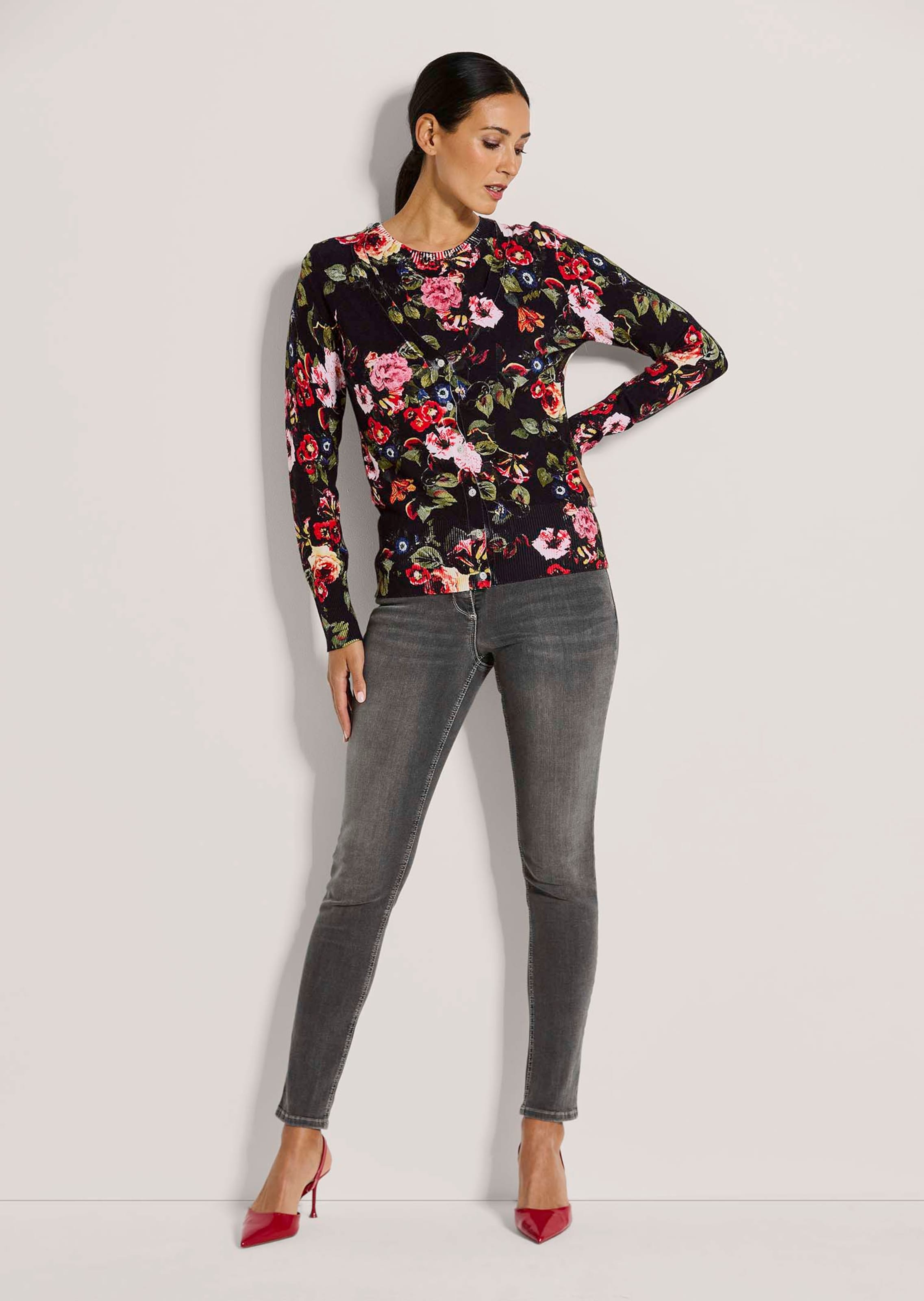 Cardigan with unique print thumbnail 3