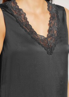 Lingerie-Top mit V-Ausschnitt und edler Spitze thumbnail 6