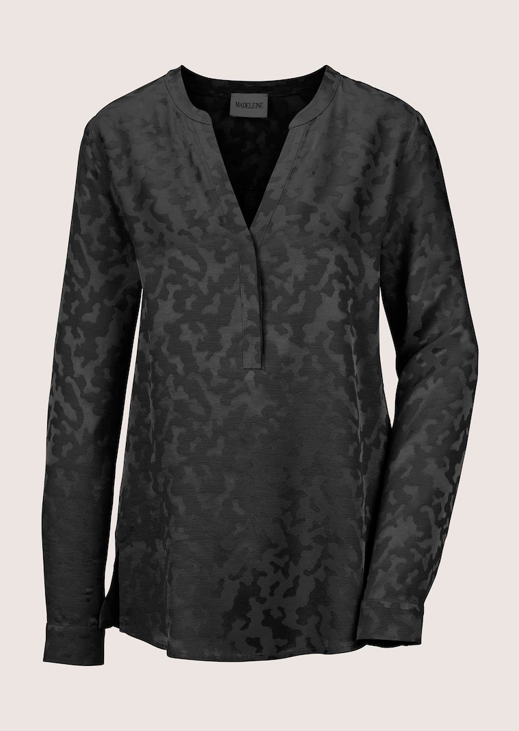 Blouse. Pure viscose