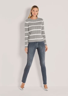 Strickpullover mit Zopfmuster thumbnail 3