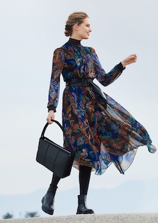 Kleid mit Zipfelsaum thumbnail 1