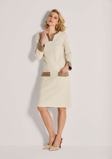 Robe thumbnail 2