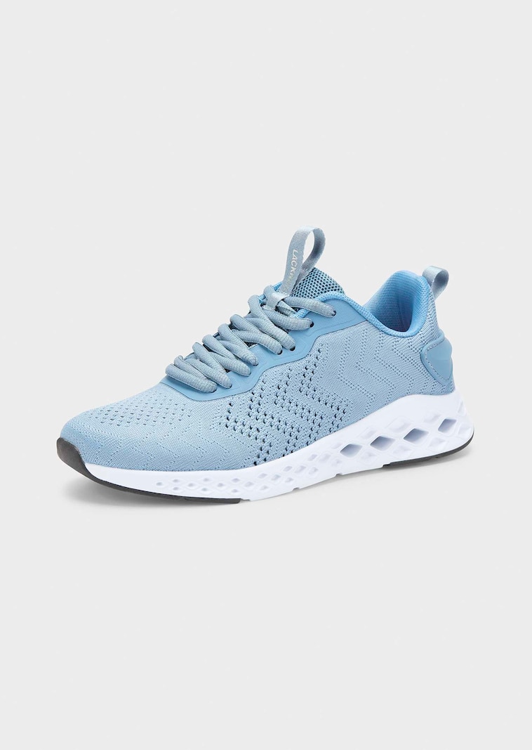 Sneaker aus Mesh mit Memory Foam
