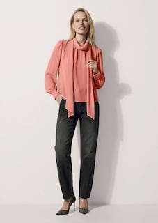 Chiffon blouse with stand-up collar and tie bow thumbnail 3