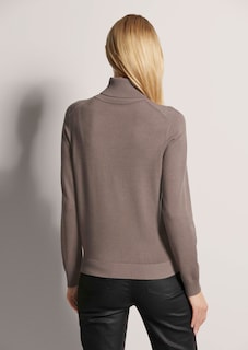 Figurnaher Feinstrickpullover thumbnail 4