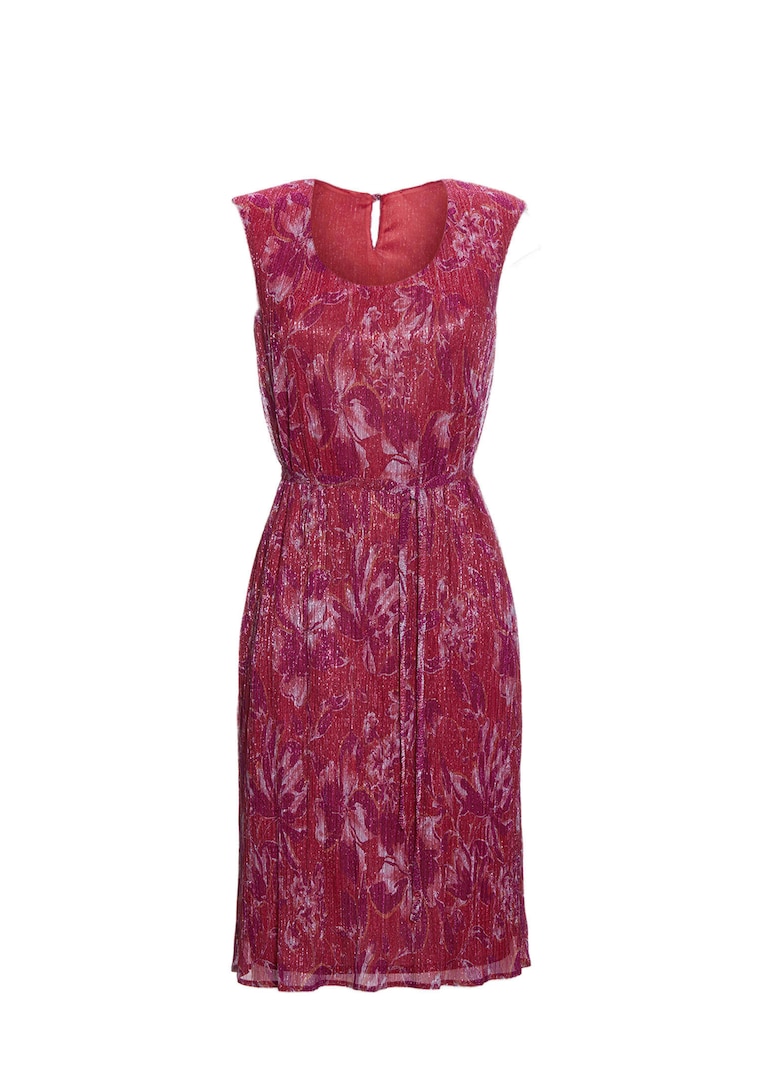 Figur umspielendes Kleid mit feinen Glanzgarnen