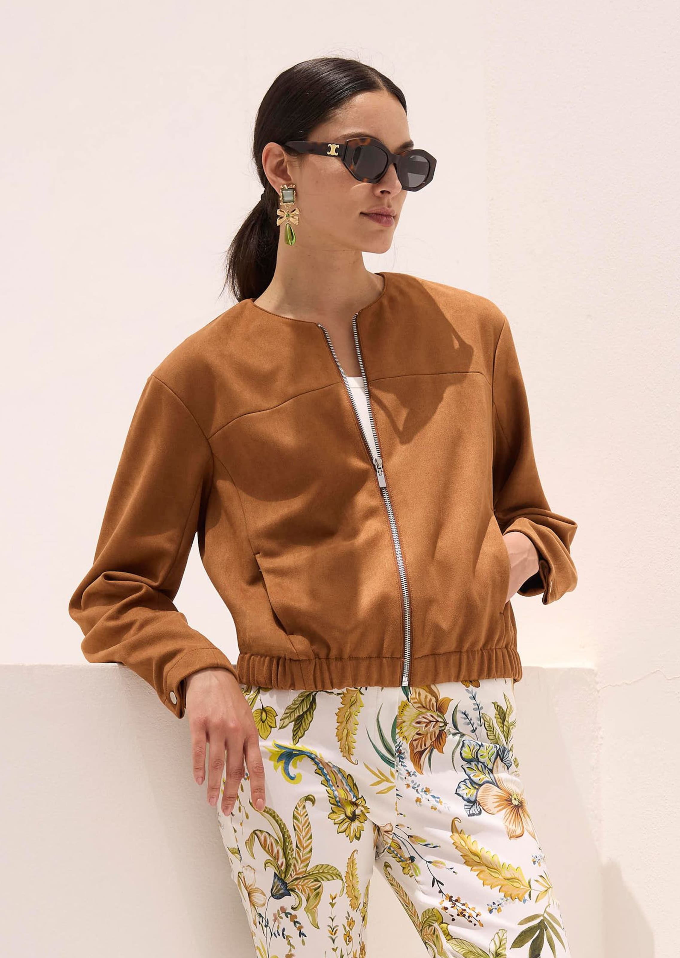 Blouson in velour look