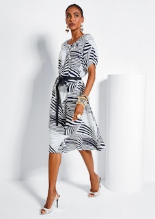 Robe thumbnail 1
