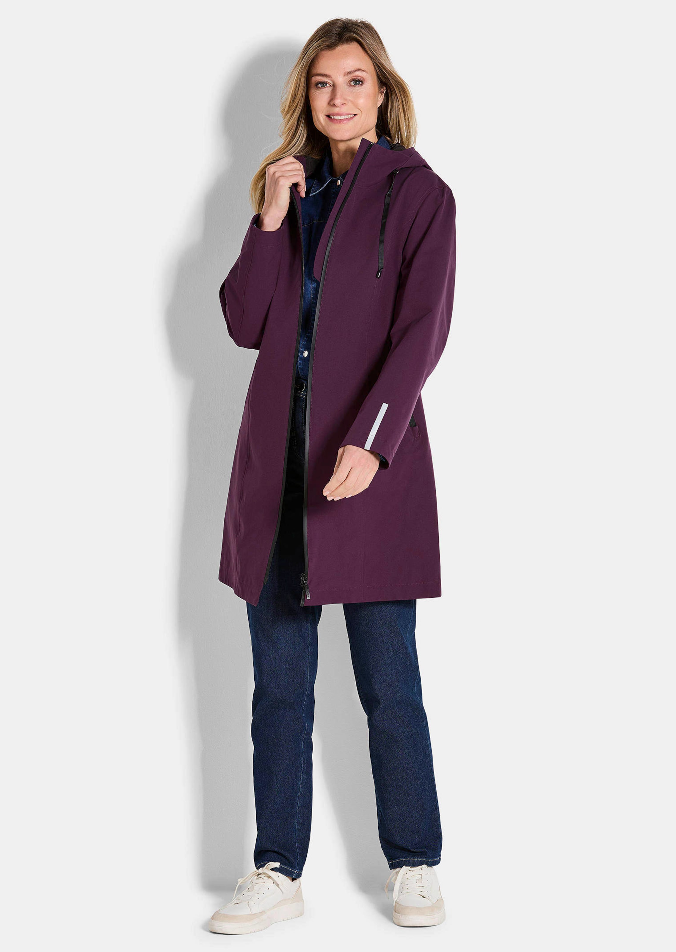 Wasserdichte Funktionsjacke mit Reflektoren