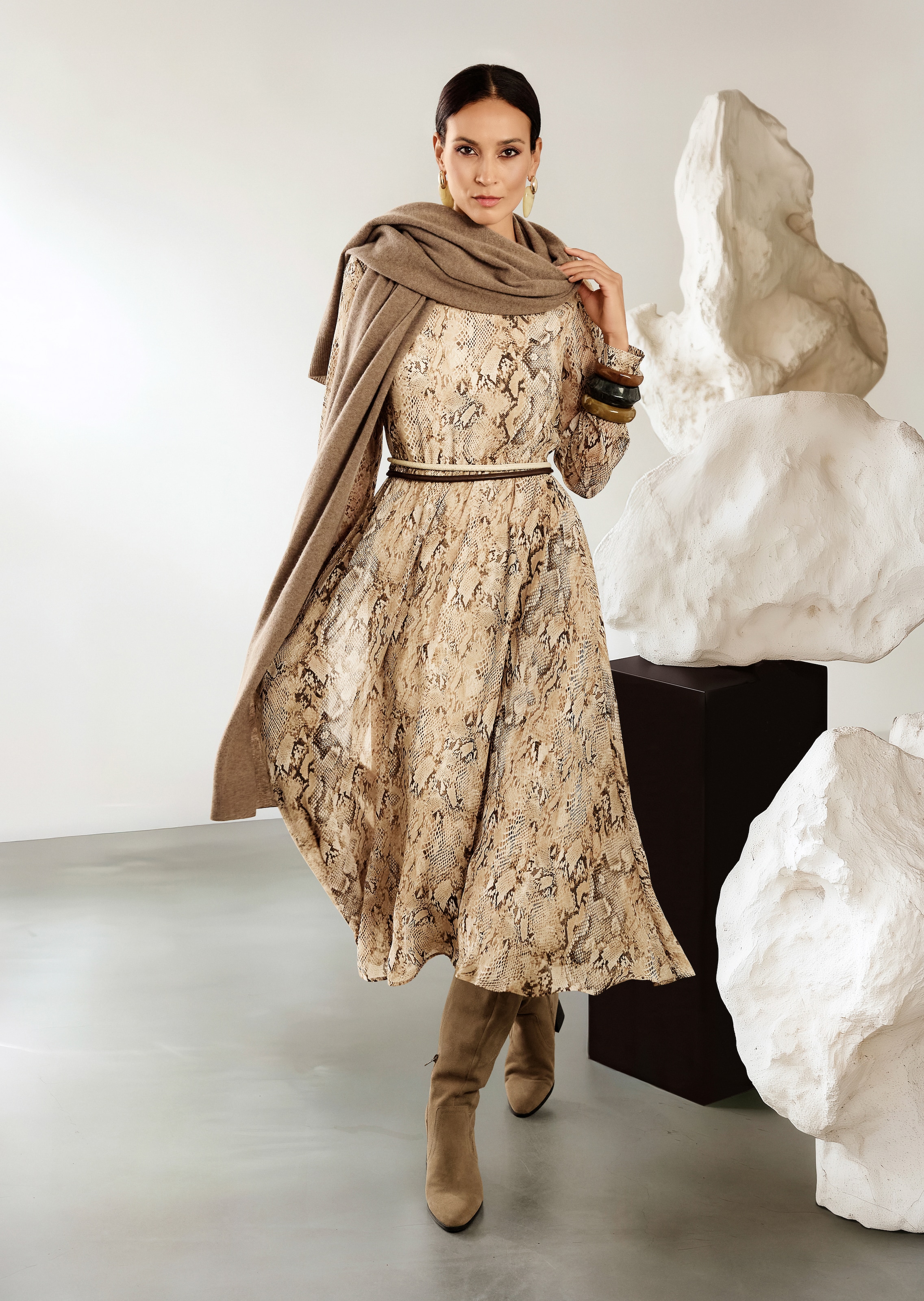 Robe midi à imprimé serpent