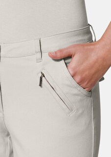 Verkürzte Hose im lässigen Chino-Style thumbnail 5