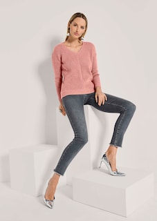Long-sleeved jumper with a V-neck thumbnail 5