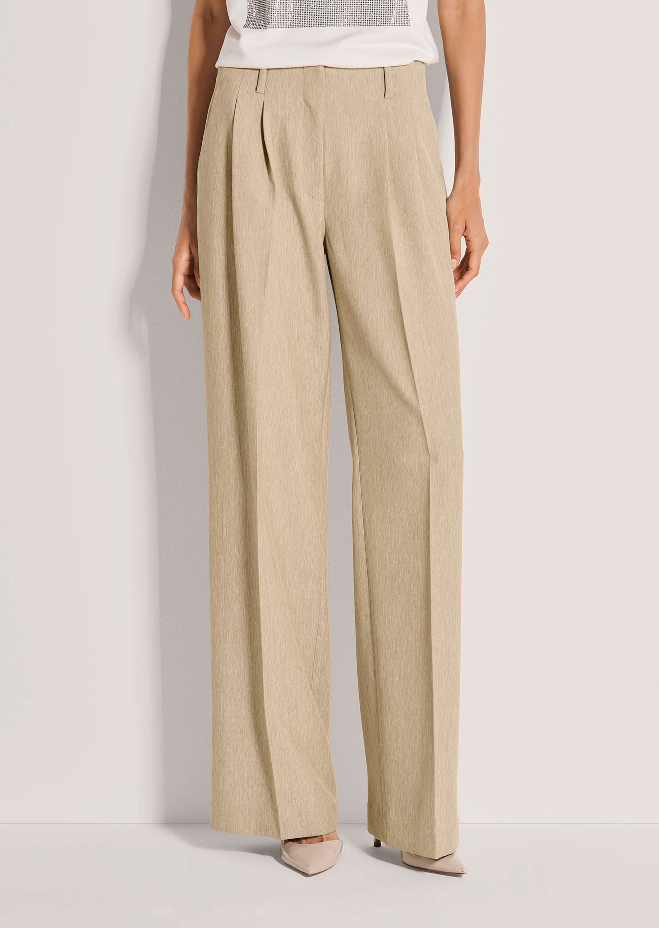 Bundfaltenhose mit weitem Bein