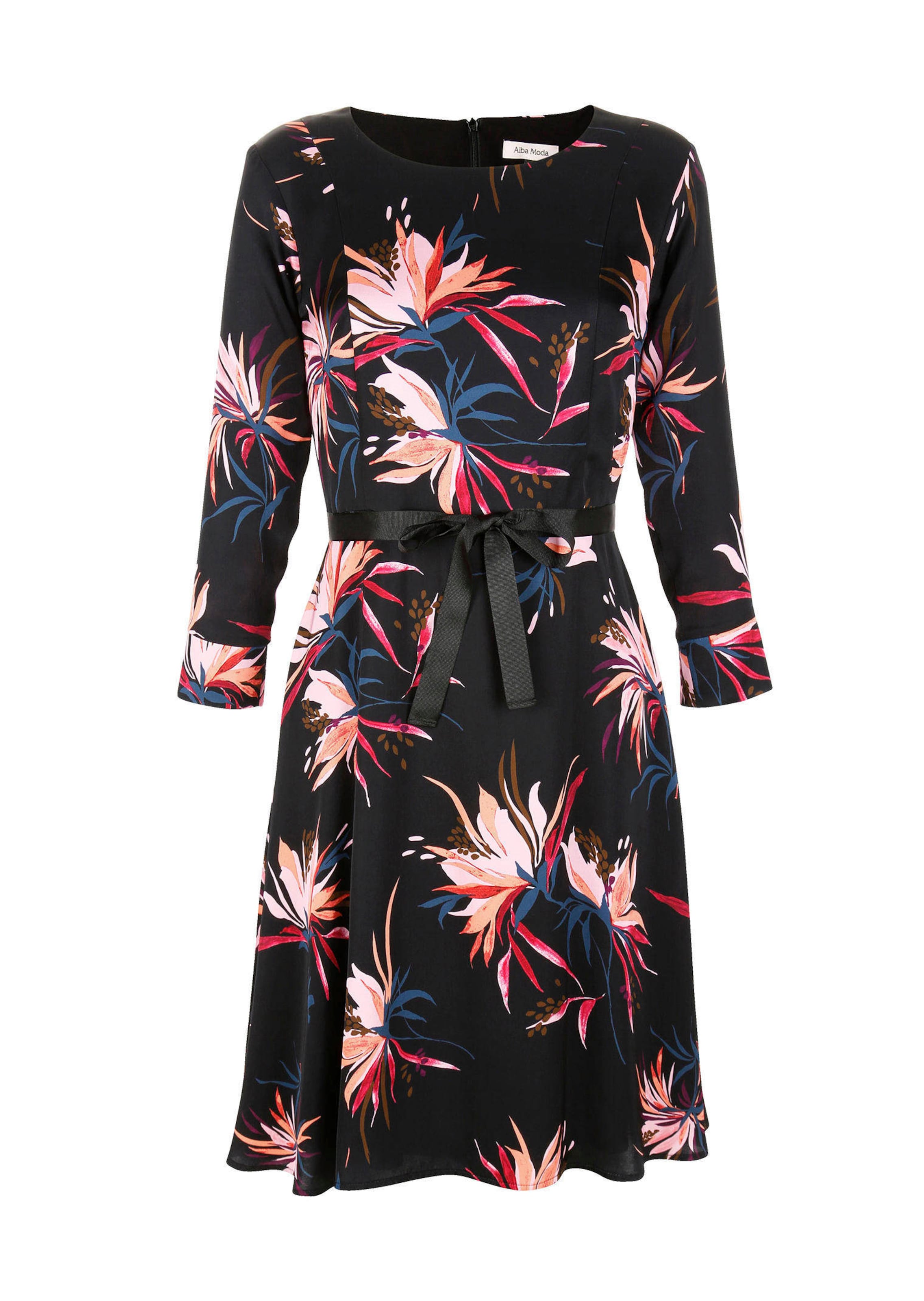 Kleid mit Bindegürtel