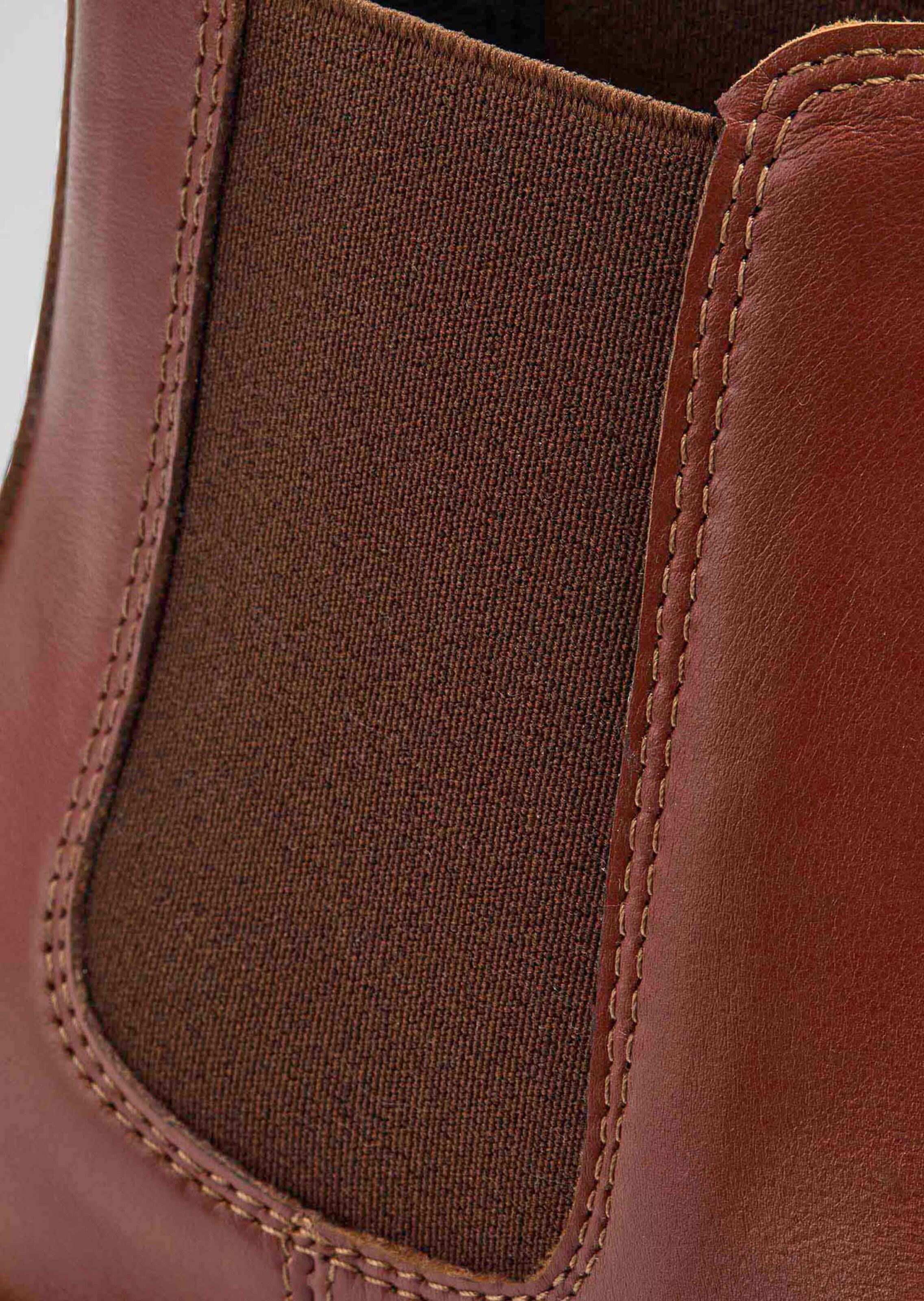 Bottines Chelsea en cuir véritable thumbnail 3
