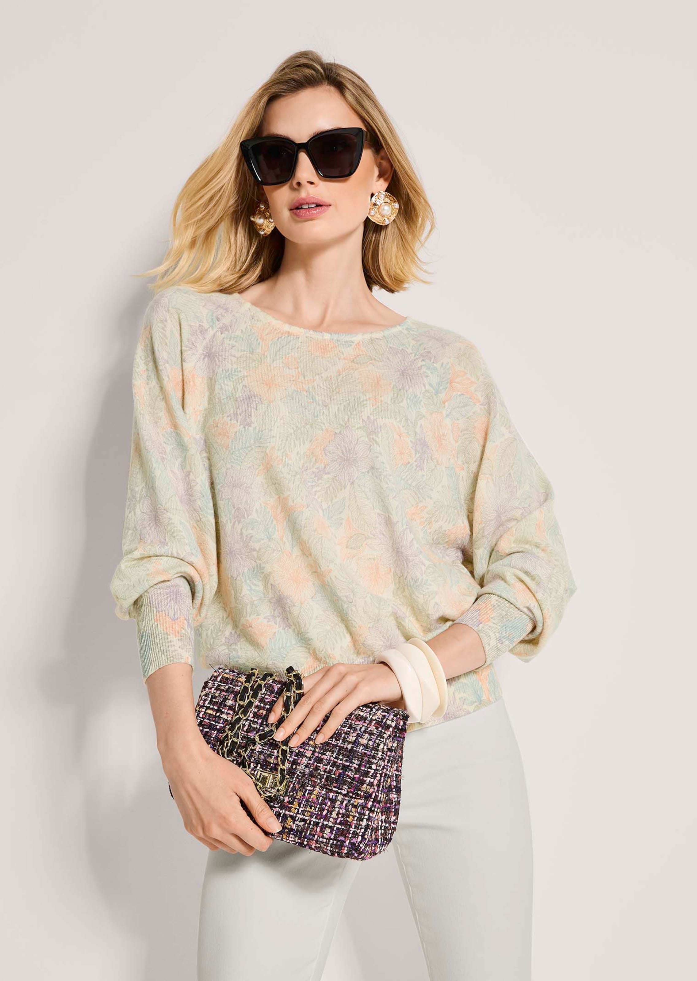 Kaschmirpullover mit pastelligem Blütenprint thumbnail 5