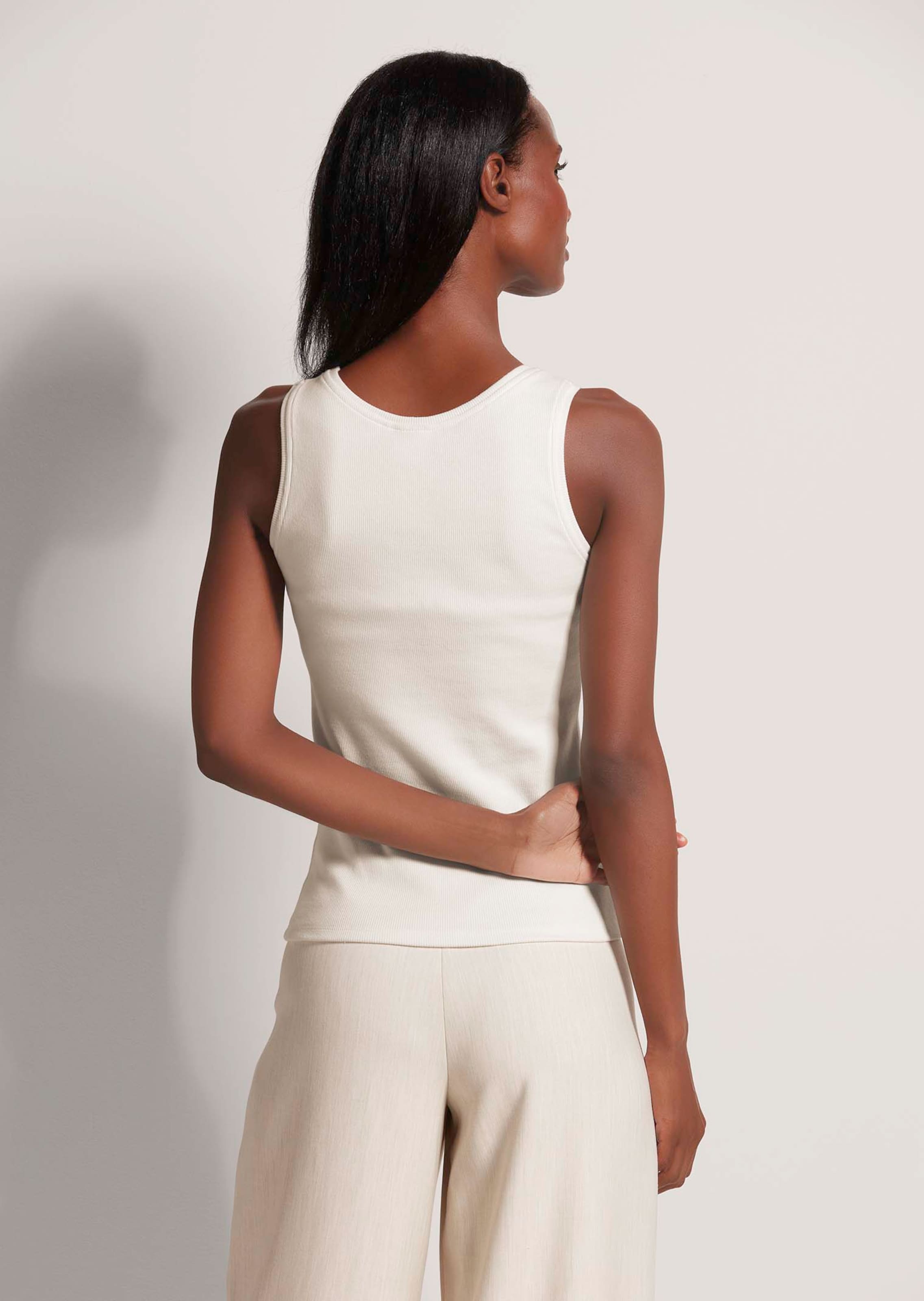 Sleeveless ribbed vest to thumbnail 4