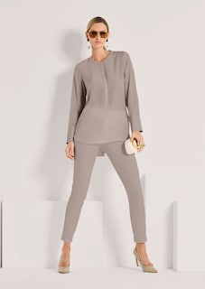 Lange Seidenbluse in kragenloser Form thumbnail 5