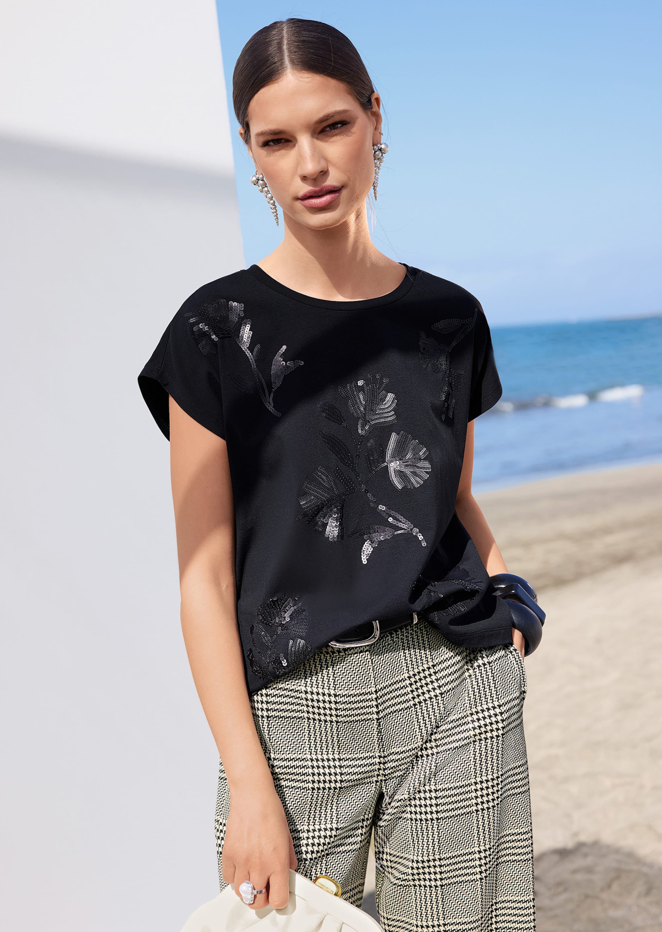 Shirt mit floralem Pailletten-Motiv