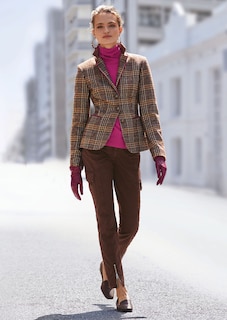 Trousers thumbnail 1