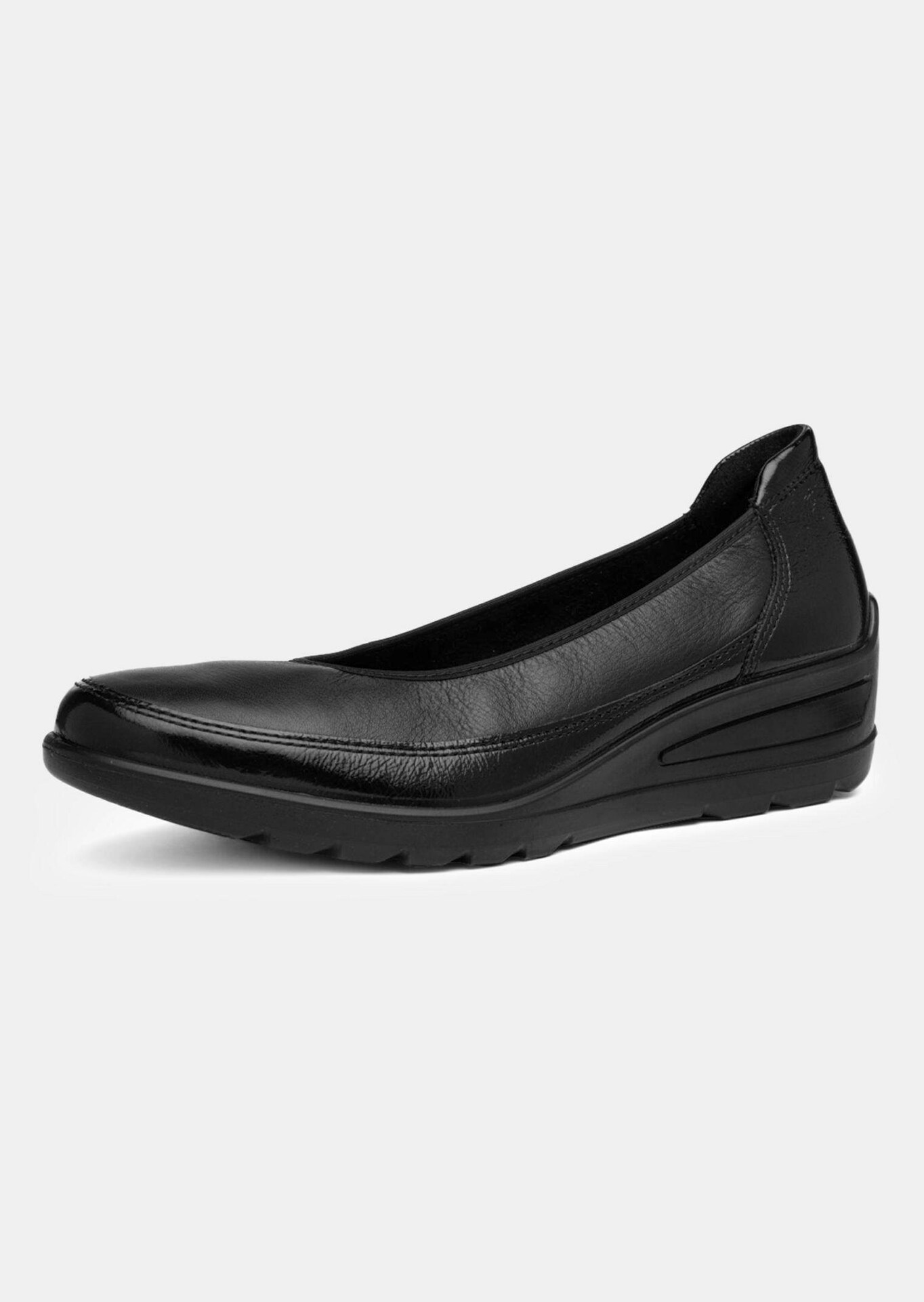 Ballerinas aus glänzendem Leder