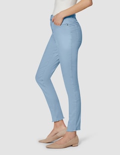 Jeans mit feinem Fransensaum thumbnail 5