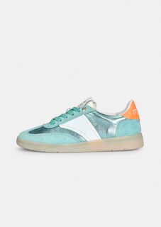 Leather trainers with a shimmer finish thumbnail 4