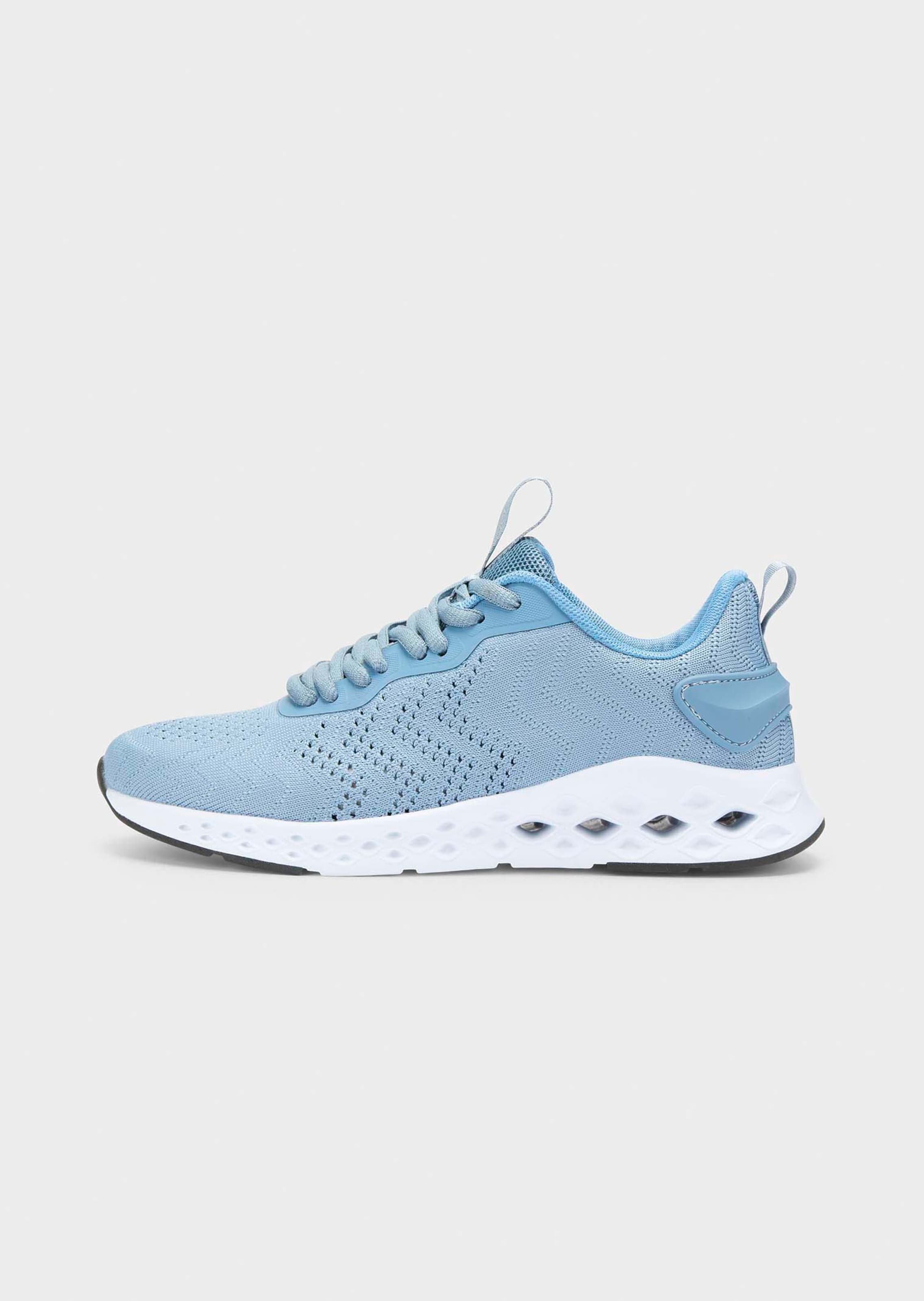 Sneaker aus Mesh mit Memory Foam