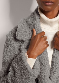 Faux fur coat thumbnail 6