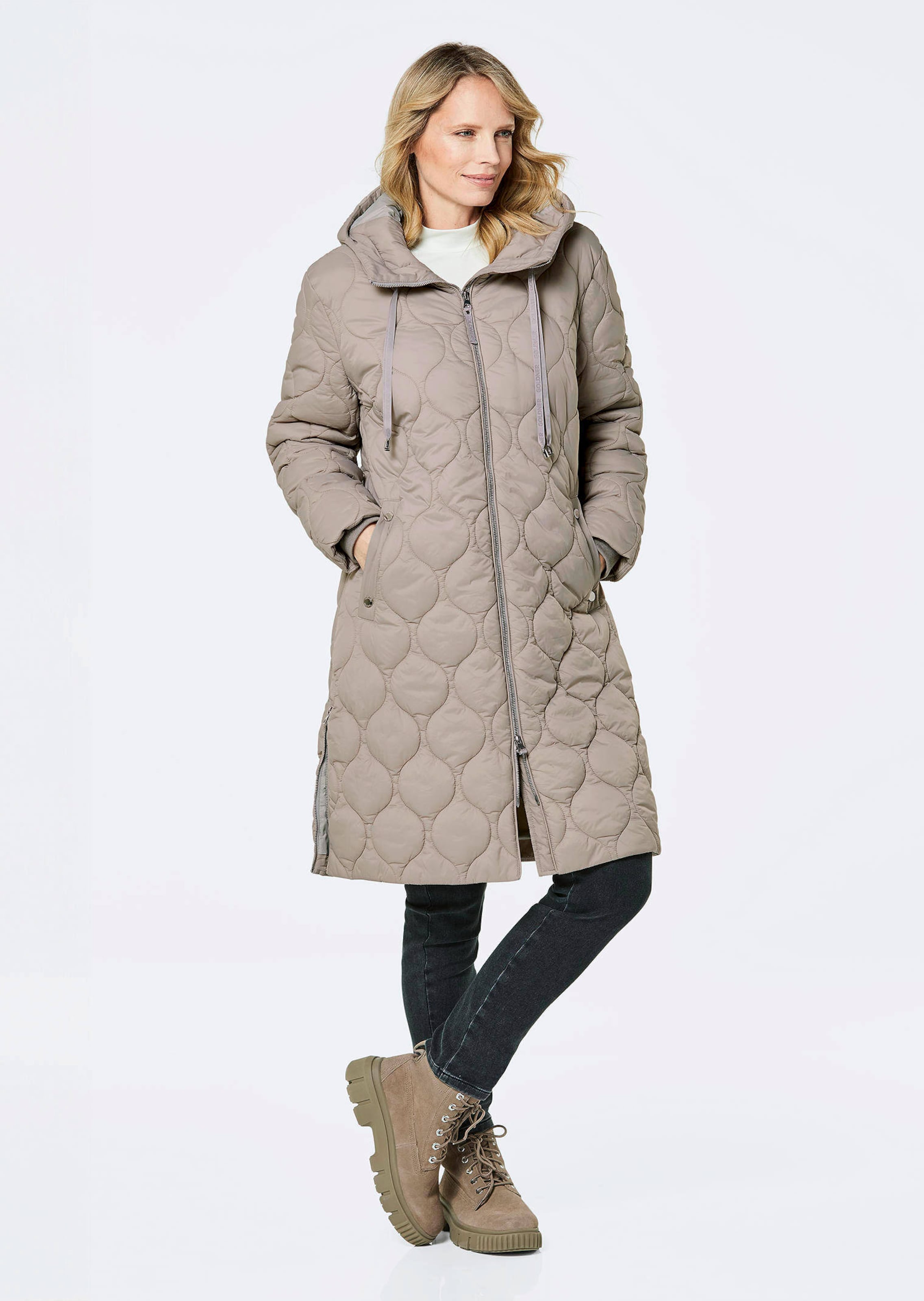 Hupullinen tikkitakki