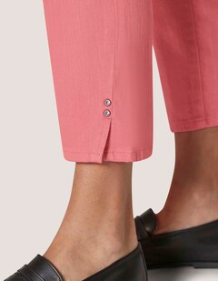 Schlanke 7/8-Jeans mit Strass-Dekoration thumbnail 5
