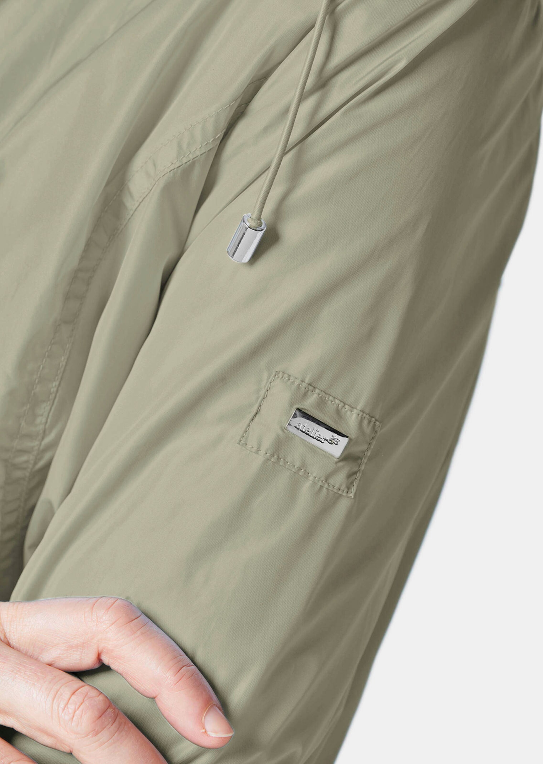 Trendiger leichter Regen Parka aus funktionalem Material thumbnail 5