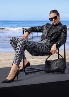 Pantalon léopard avec poches zippées thumbnail 1