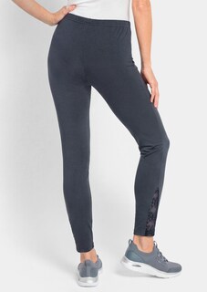 Leggingsit pitsisomisteilla thumbnail 2