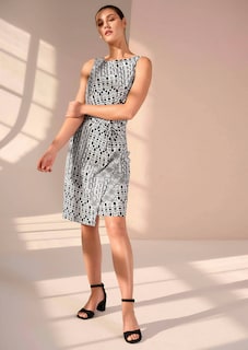 Kleid mit Knoten vorne thumbnail 1