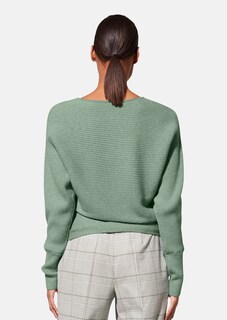 Round neck jumper with batwing sleeves thumbnail 4