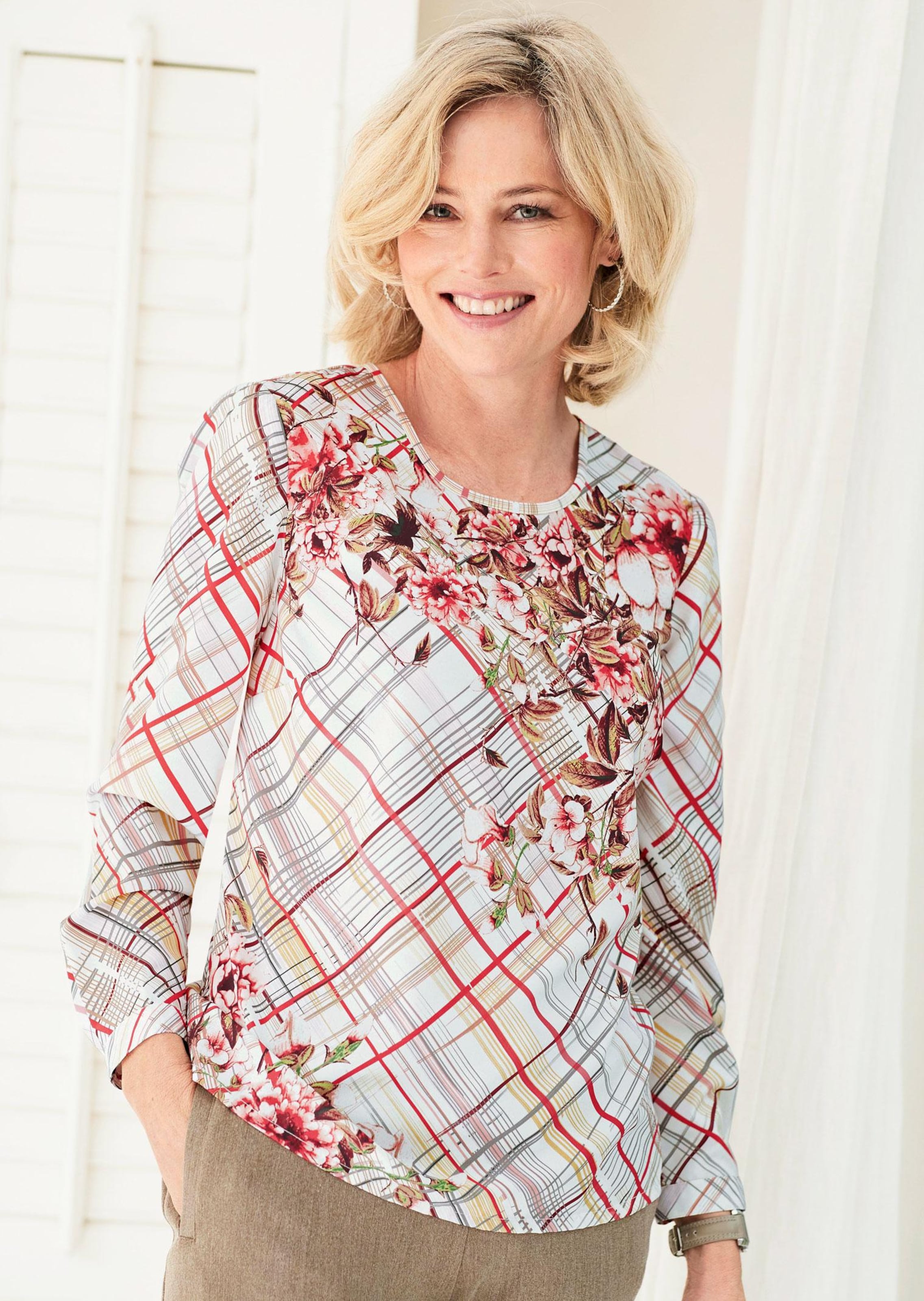 Knitterfreie Bluse mit wunderschönem Druck