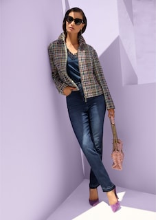 Blazer thumbnail 1