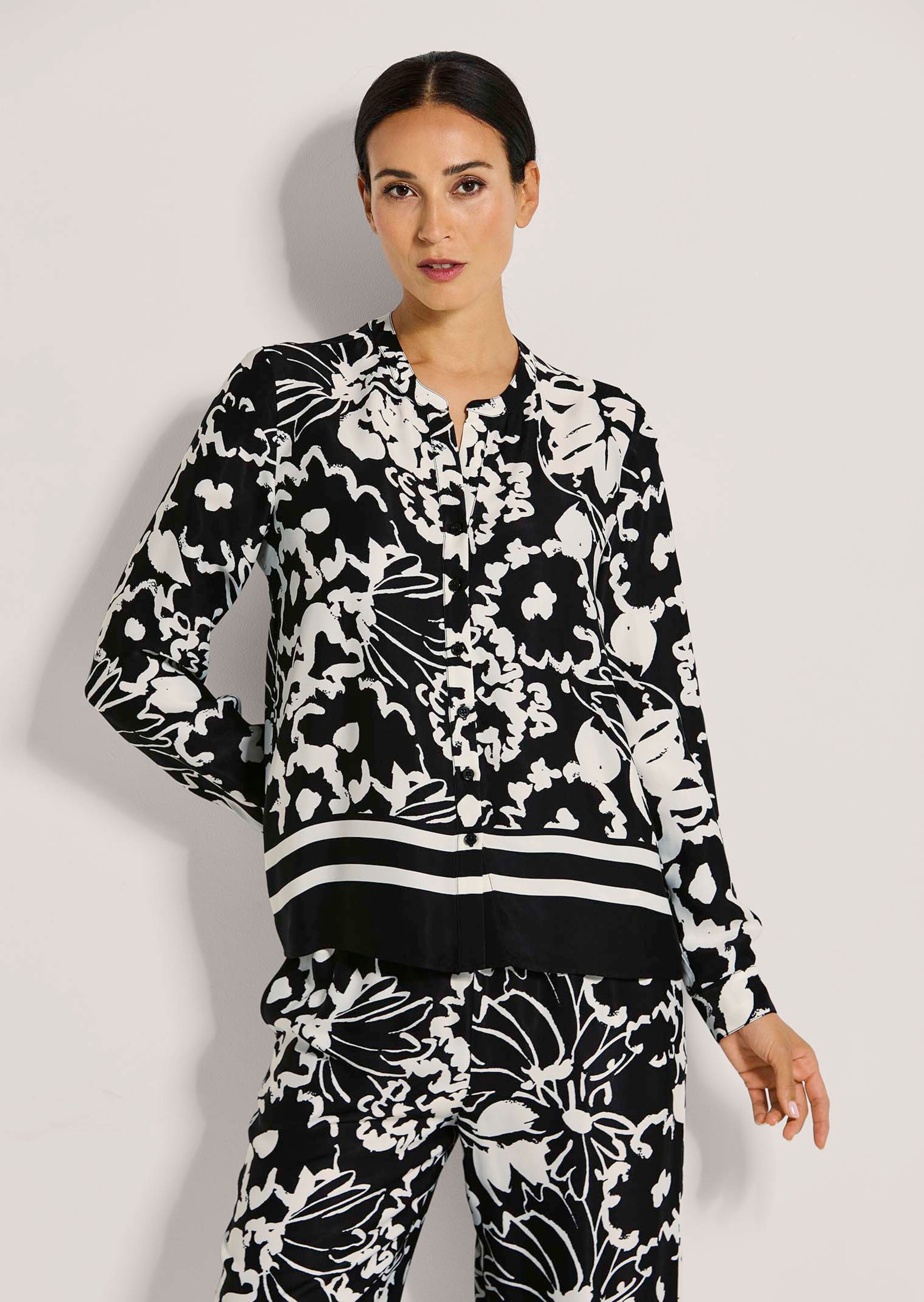 Blouse thumbnail 2