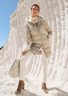 Wattierte Steppjacke mit Kapuze thumbnail 1
