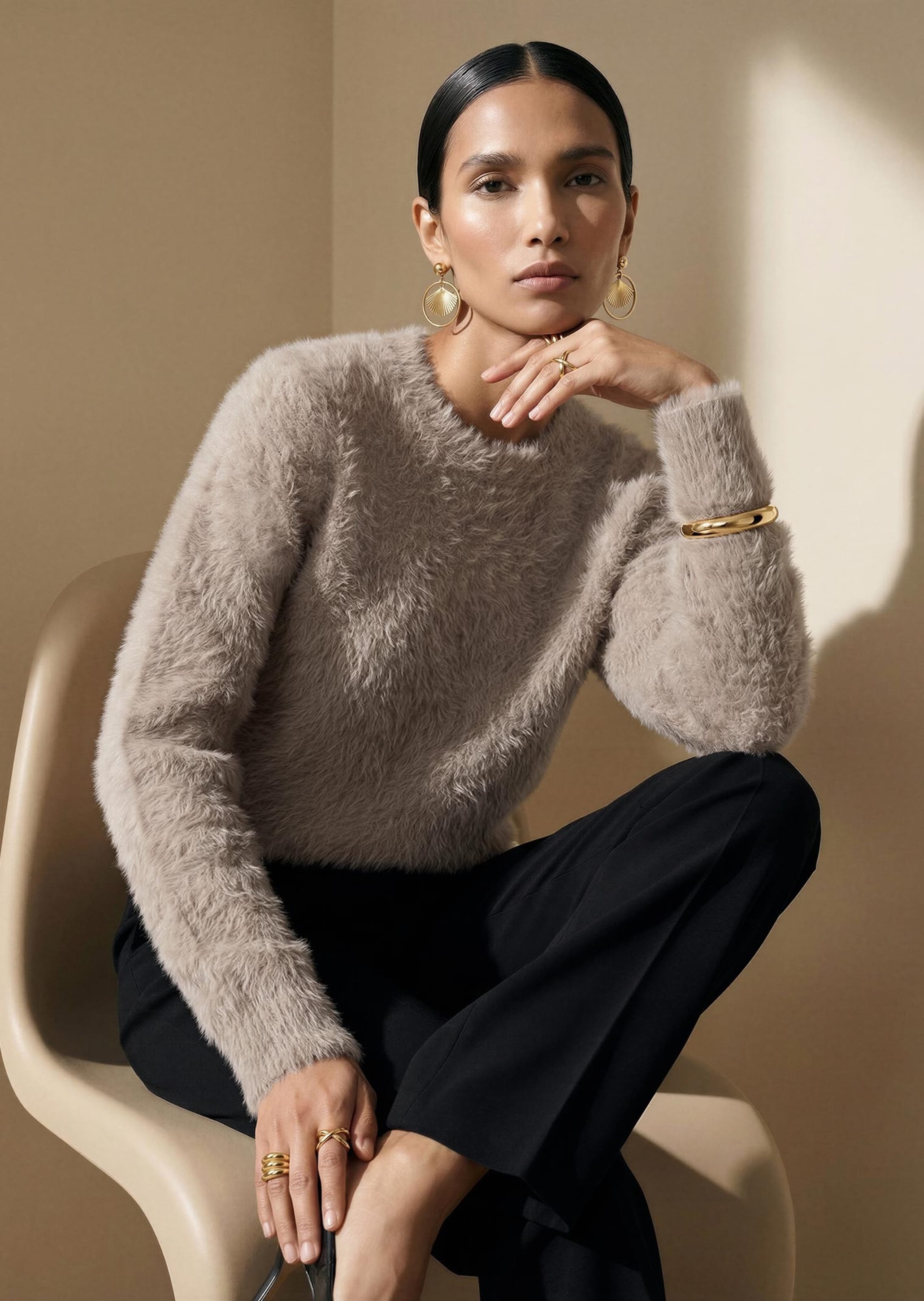 Flauschiger Pullover mit Kaschmir