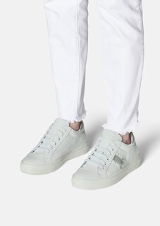 Sneakers thumbnail 2