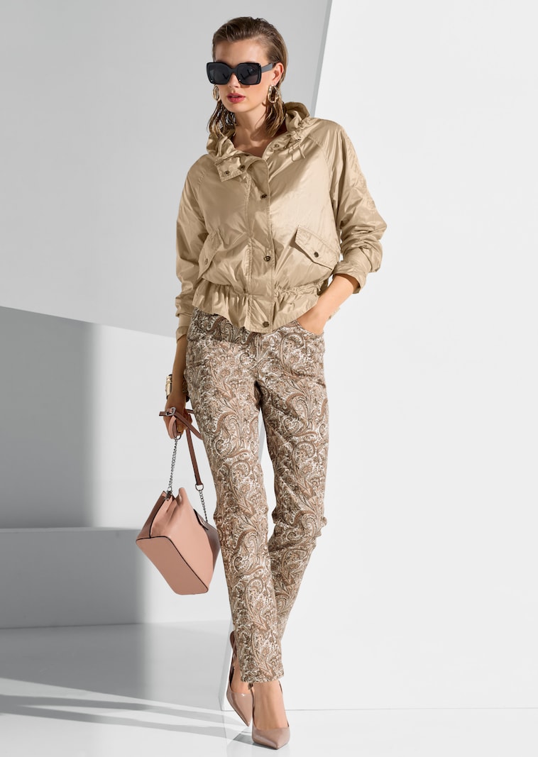 Denimhose mit Paisley-Print