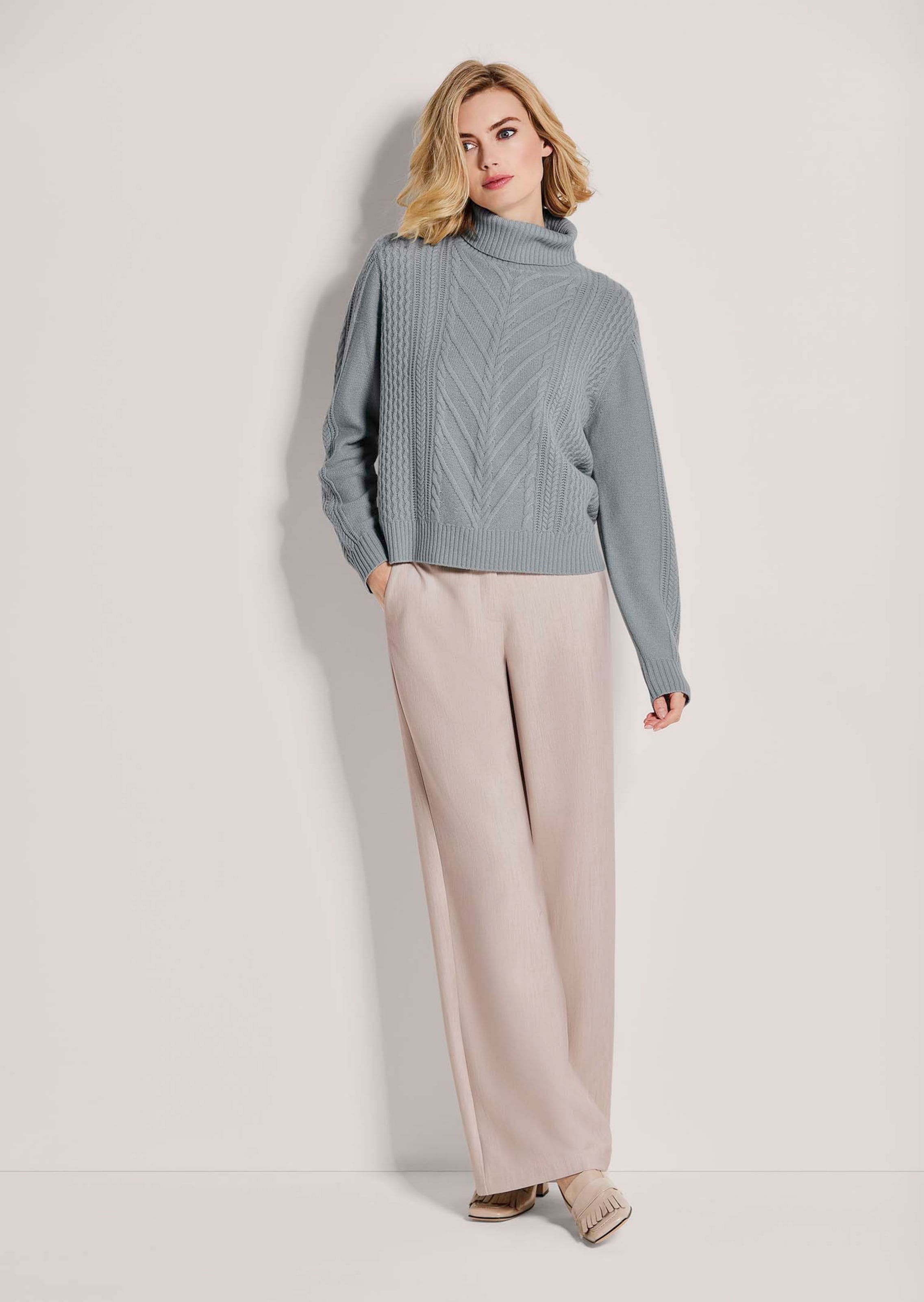 Kaschmir-Pullover mit Rollkragen