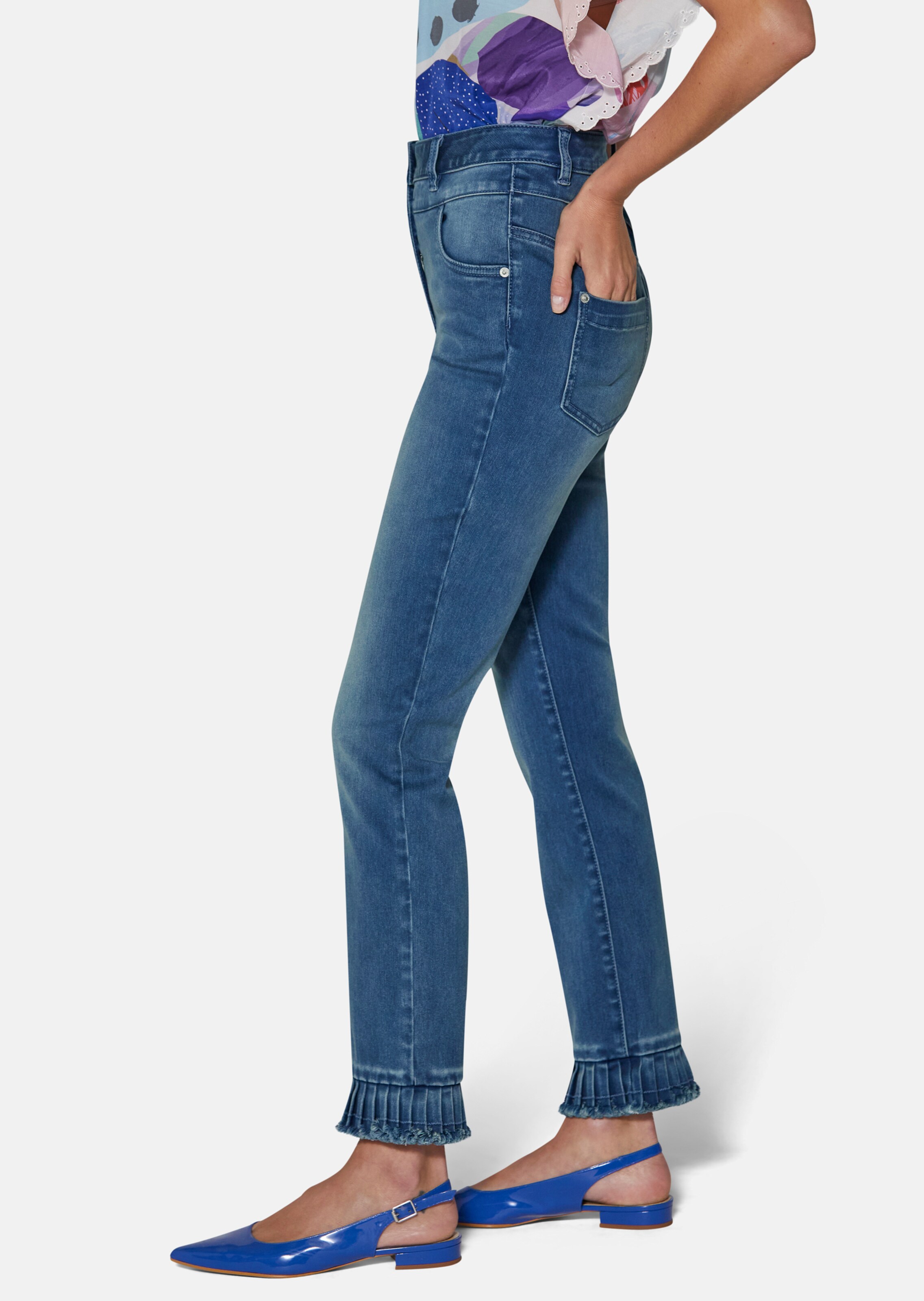 Jeans mit Plissee-Saum thumbnail 5
