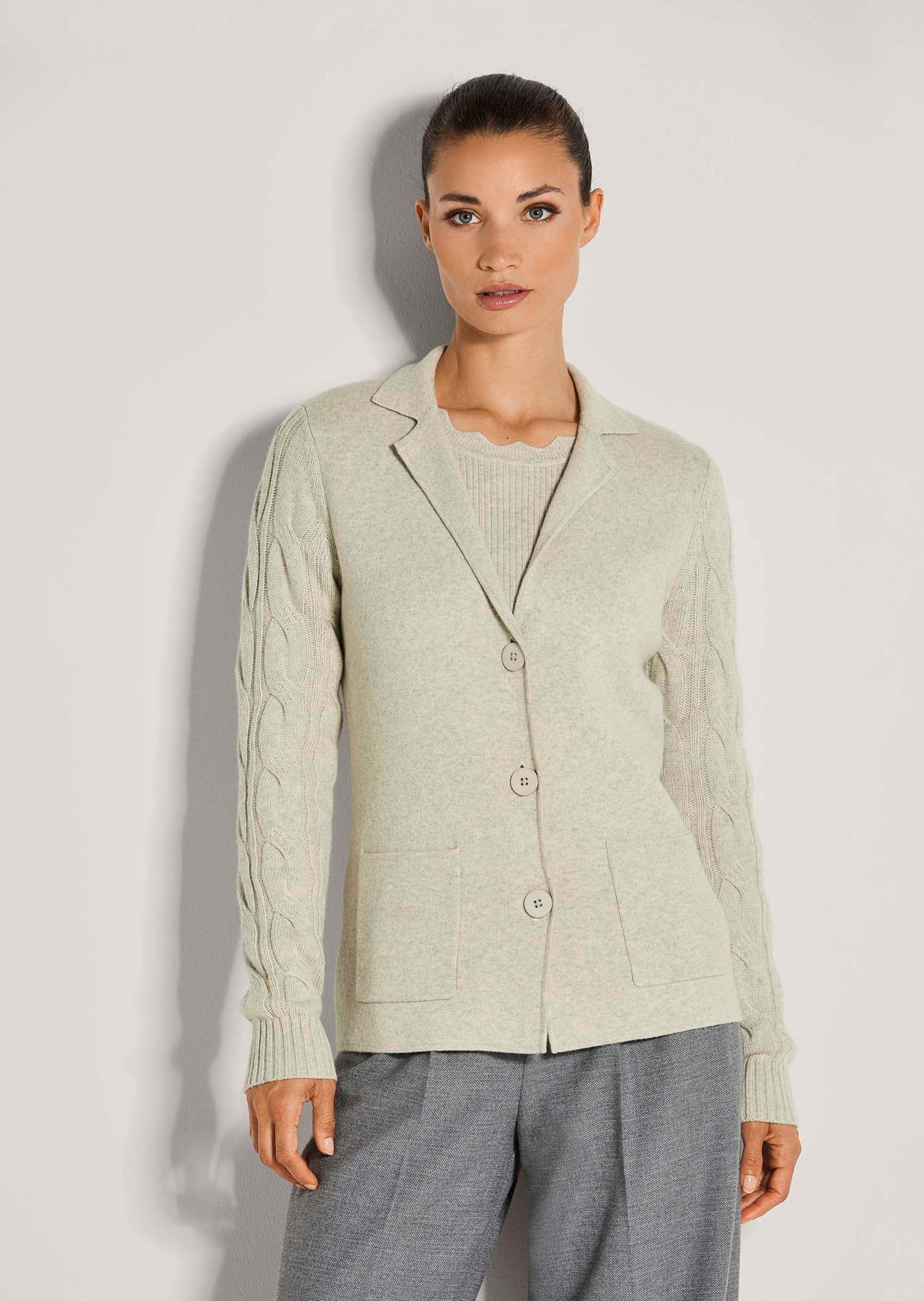 Knitted blazer