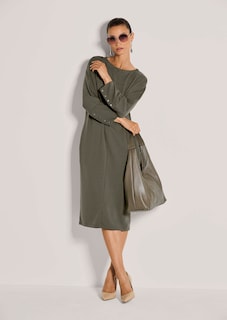 Dress thumbnail 5