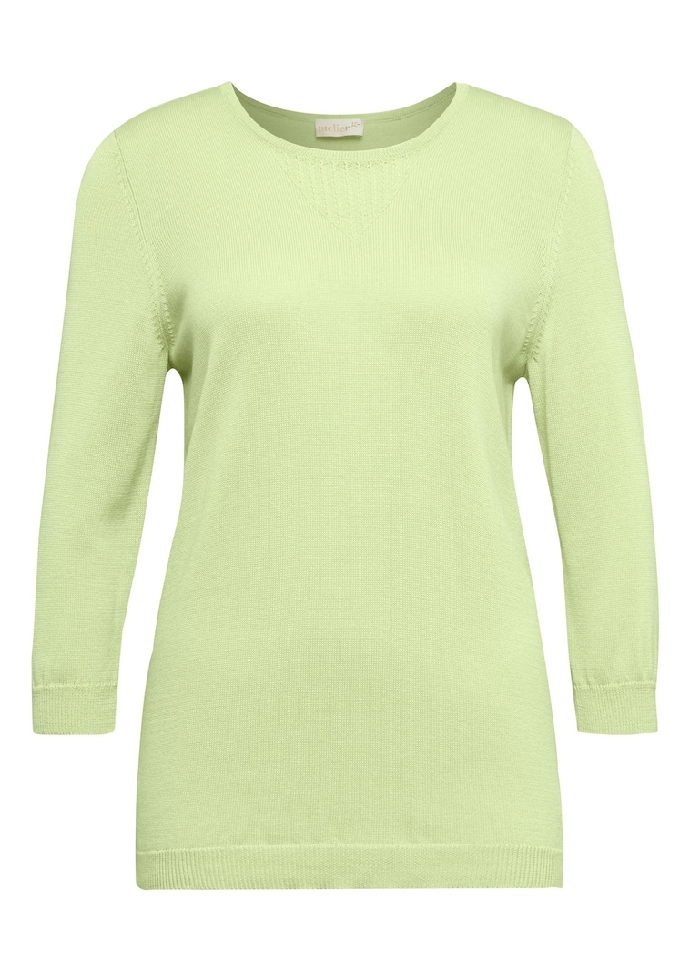 Sommerlicher Strickpullover mit Ajourmuster
